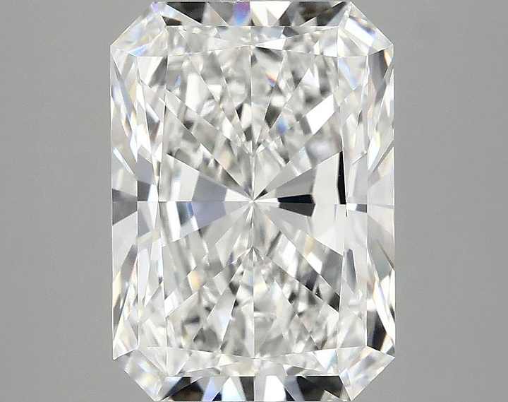 3.88 Carat Radiant Shaped Ideal Cut VS1 IGI Certified Lab Grown Diamond