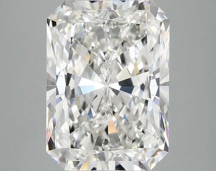 4.93 Carat Radiant Shaped Excellent Cut VS1 IGI Certified Lab Grown Diamond