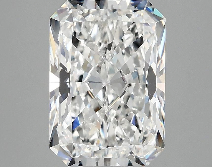 3.07 Carat Radiant Shaped Ideal Cut VVS2 IGI Certified Lab Grown Diamond