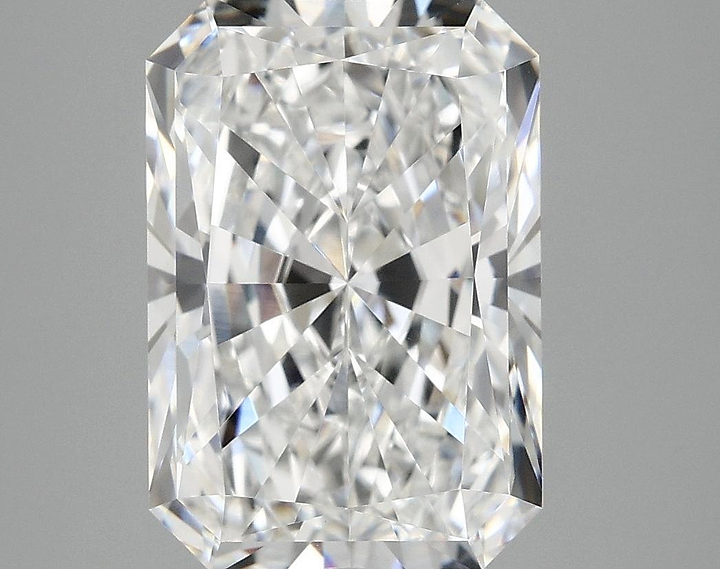 4.06 Carat Radiant Shaped Ideal Cut VVS2 IGI Certified Lab Grown Diamond