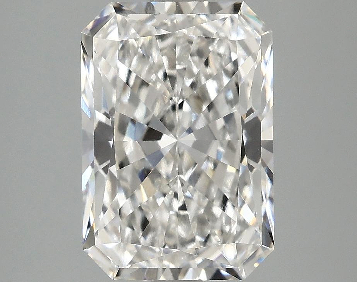 2.88 Carat Radiant Shaped Ideal Cut VVS2 IGI Certified Lab Grown Diamond