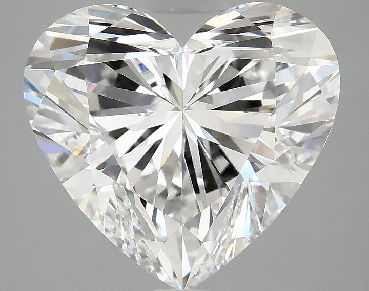 5.07 Carat Heart Shaped Ideal Cut VVS2 IGI Certified Lab Grown Diamond
