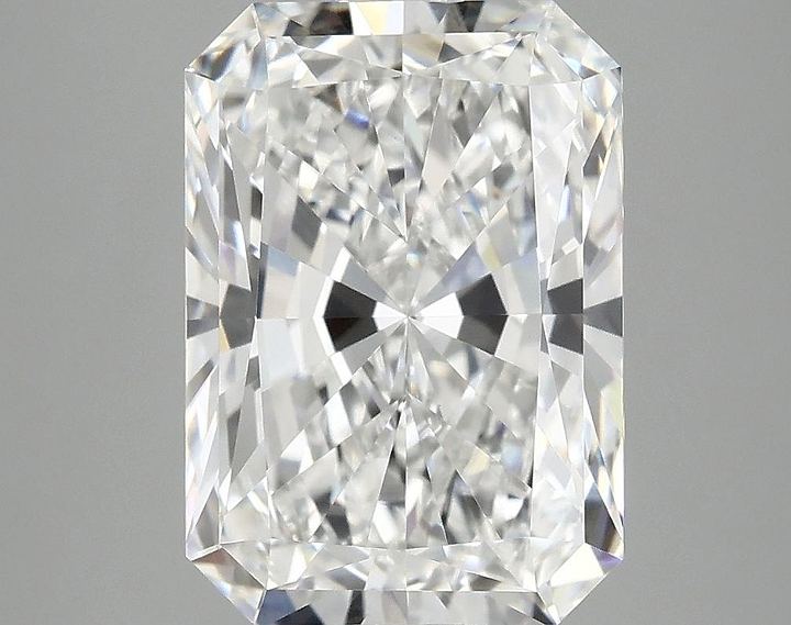 4.18 Carat Radiant Shaped Ideal Cut VVS2 IGI Certified Lab Grown Diamond