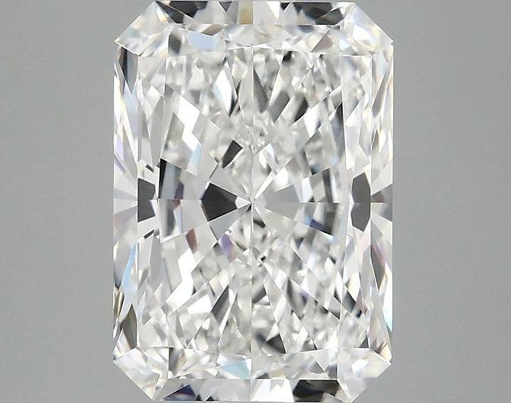 3.08 Carat Radiant Shaped Ideal Cut VVS2 IGI Certified Lab Grown Diamond