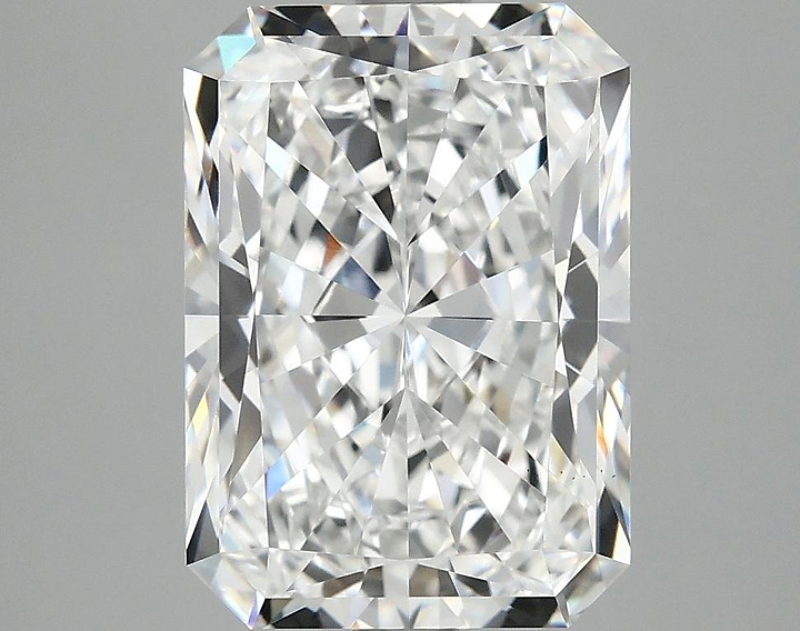 4.02 Carat Radiant Shaped Ideal Cut VS1 IGI Certified Lab Grown Diamond