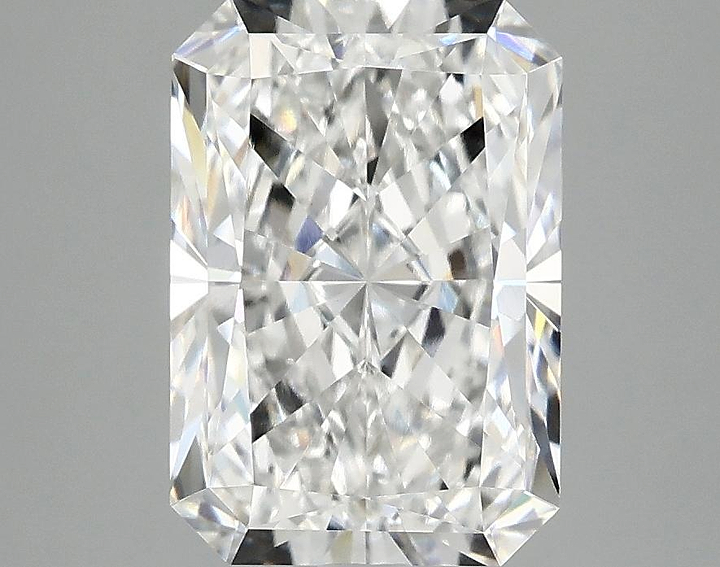 3.08 Carat Radiant Shaped Ideal Cut VS1 IGI Certified Lab Grown Diamond