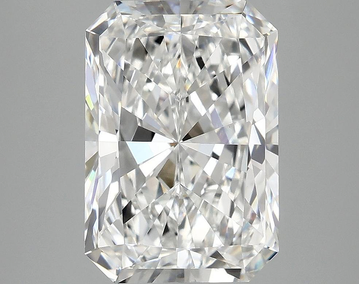 4.01 Carat Radiant Shaped Ideal Cut VS1 IGI Certified Lab Grown Diamond
