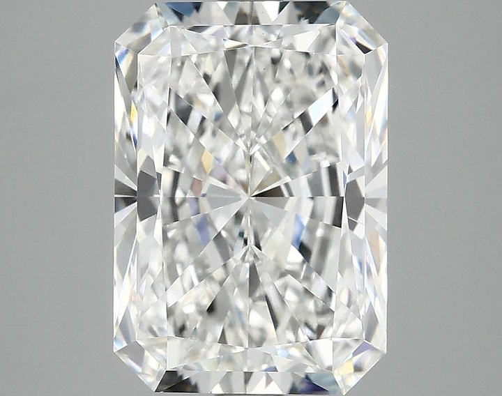 4.06 Carat Radiant Shaped Ideal Cut VS1 IGI Certified Lab Grown Diamond