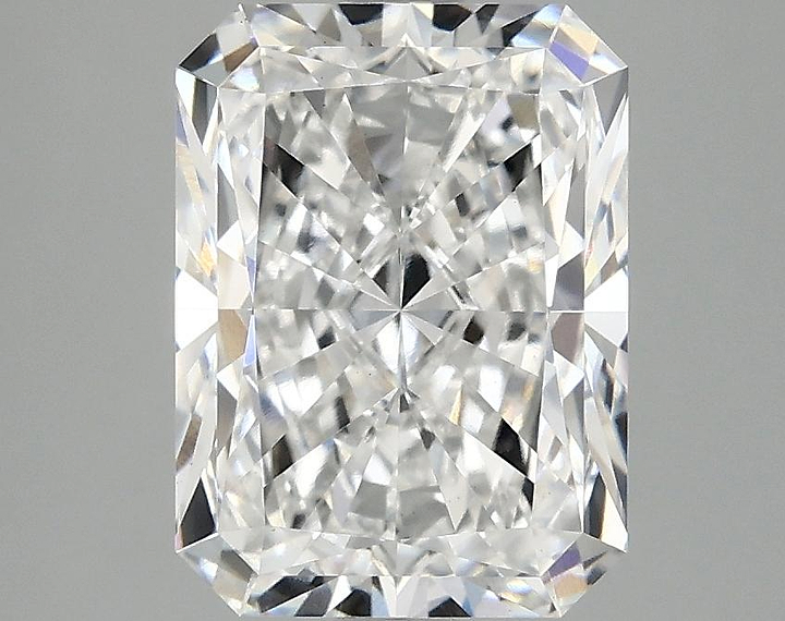 3.08 Carat Radiant Shaped Excellent Cut VS1 IGI Certified Lab Grown Diamond