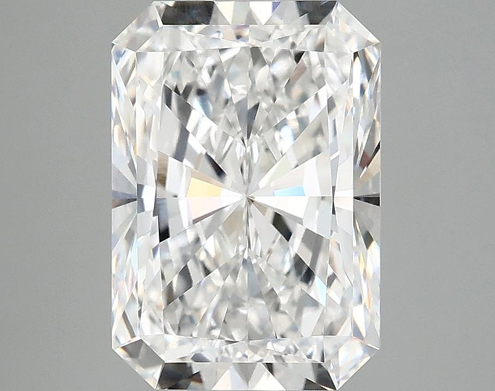 3.7 Carat Radiant Shaped Ideal Cut VVS2 IGI Certified Lab Grown Diamond