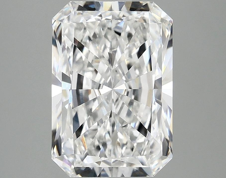 3.08 Carat Radiant Shaped Ideal Cut VVS2 IGI Certified Lab Grown Diamond