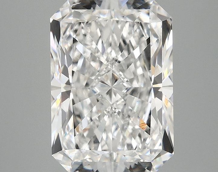 4.03 Carat Radiant Shaped Ideal Cut VS2 IGI Certified Lab Grown Diamond