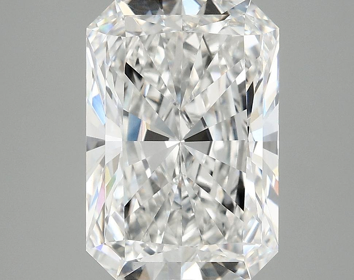 4.07 Carat Radiant Shaped Ideal Cut VVS2 IGI Certified Lab Grown Diamond