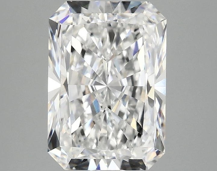 2.99 Carat Radiant Shaped Ideal Cut VVS2 IGI Certified Lab Grown Diamond