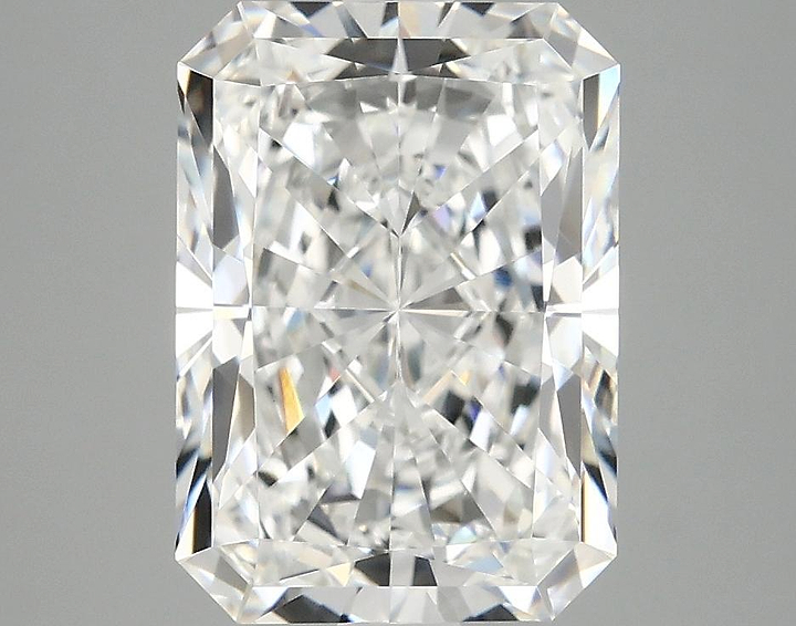 4.1 Carat Radiant Shaped Ideal Cut VVS2 IGI Certified Lab Grown Diamond