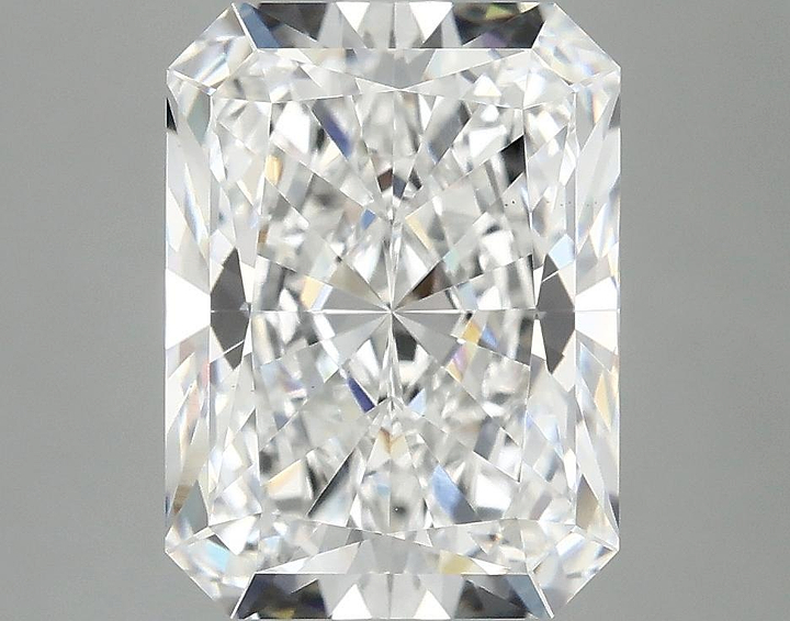 4.05 Carat Radiant Shaped Excellent Cut VS1 IGI Certified Lab Grown Diamond