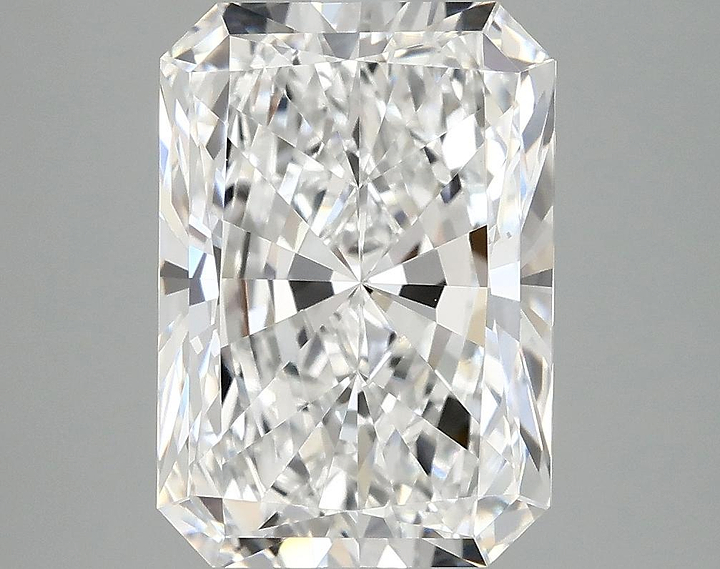 3.97 Carat Radiant Shaped Ideal Cut VVS2 IGI Certified Lab Grown Diamond