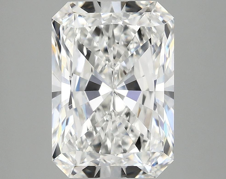 4.04 Carat Radiant Shaped Ideal Cut VVS2 IGI Certified Lab Grown Diamond