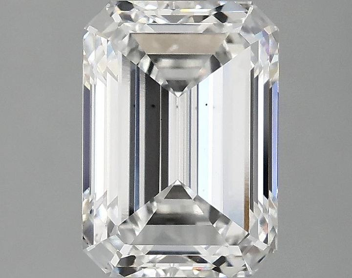 2.5 Carat Emerald Shaped Excellent Cut VS1 IGI Certified Lab Grown Diamond