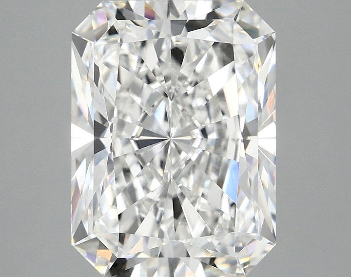 4.16 Carat Radiant Shaped Excellent Cut VS1 IGI Certified Lab Grown Diamond