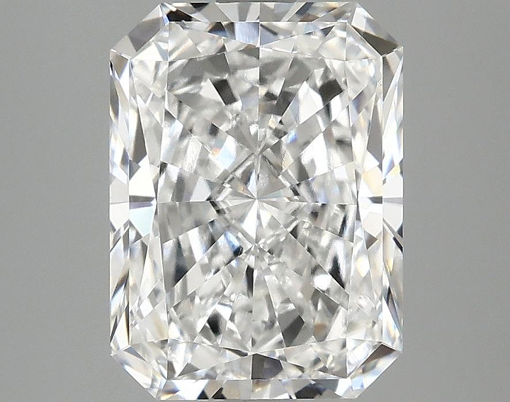 2.97 Carat Radiant Shaped Excellent Cut VVS2 IGI Certified Lab Grown Diamond