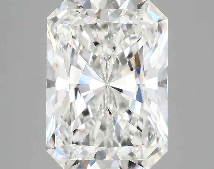 3.49 Carat Radiant Shaped Excellent Cut VS1 IGI Certified Lab Grown Diamond