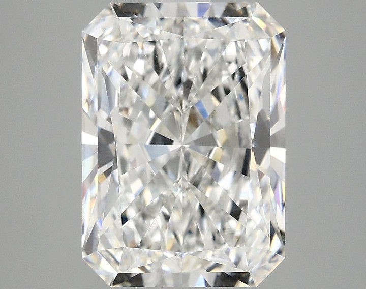 4.0 Carat Radiant Shaped Ideal Cut VVS2 IGI Certified Lab Grown Diamond