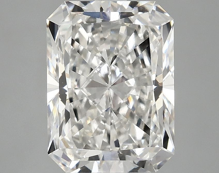 3.09 Carat Radiant Shaped Excellent Cut VS1 IGI Certified Lab Grown Diamond