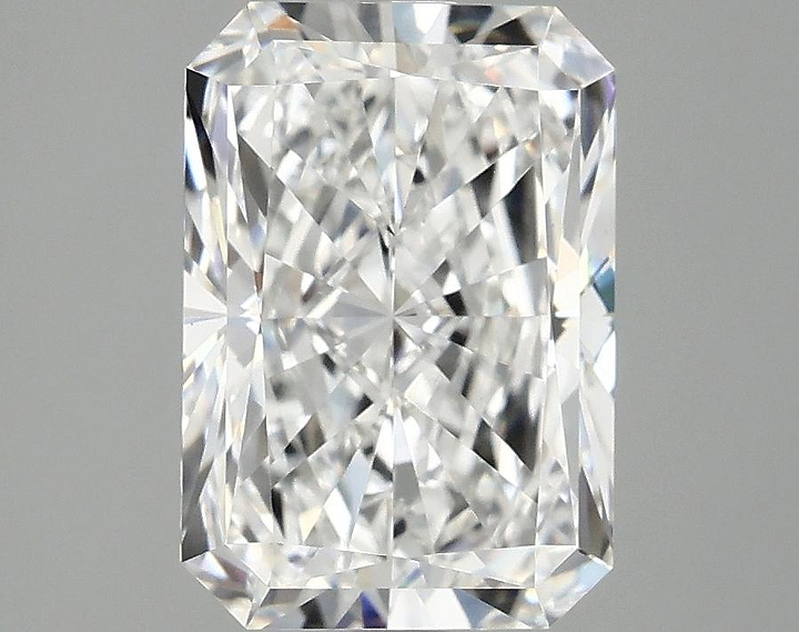 3.01 Carat Radiant Shaped Ideal Cut VVS2 IGI Certified Lab Grown Diamond