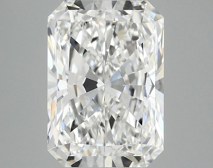 4.01 Carat Radiant Shaped Ideal Cut VVS2 IGI Certified Lab Grown Diamond
