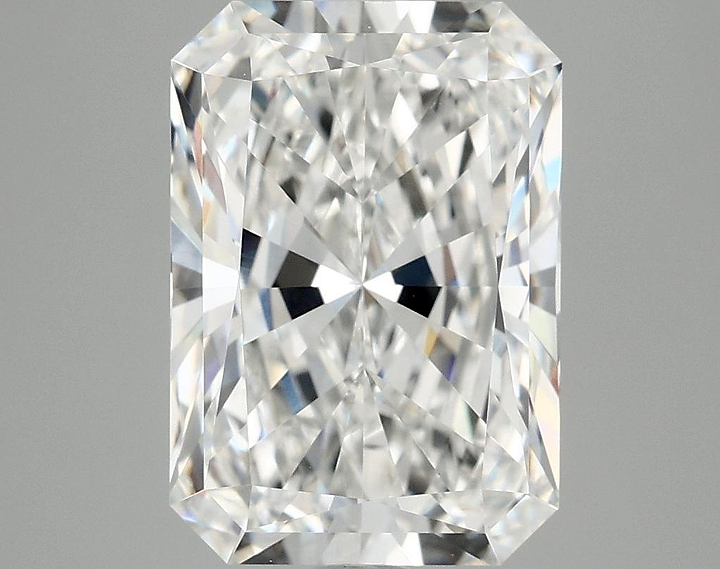 4.2 Carat Radiant Shaped Ideal Cut VS1 IGI Certified Lab Grown Diamond