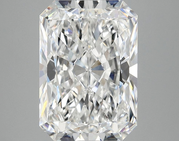 4.19 Carat Radiant Shaped Ideal Cut VS1 IGI Certified Lab Grown Diamond