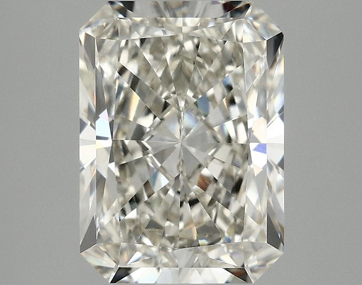 3.01 Carat Radiant Shaped Excellent Cut VVS2 IGI Certified Lab Grown Diamond