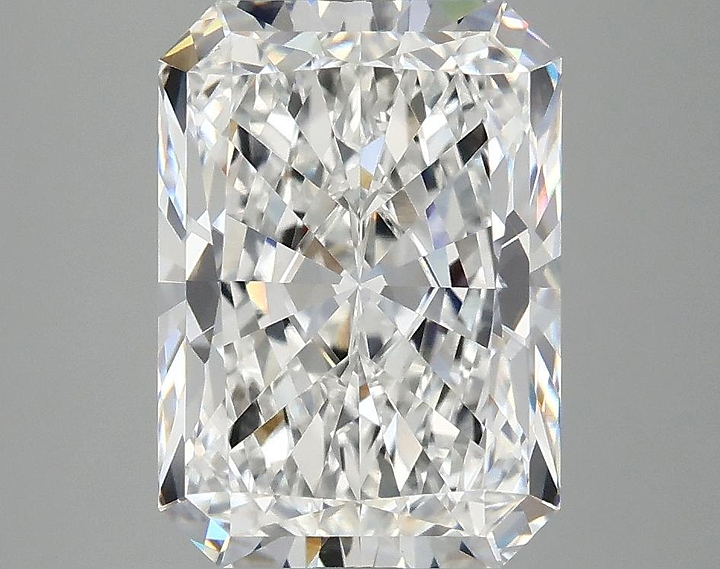 3.9 Carat Radiant Shaped Ideal Cut VS1 IGI Certified Lab Grown Diamond