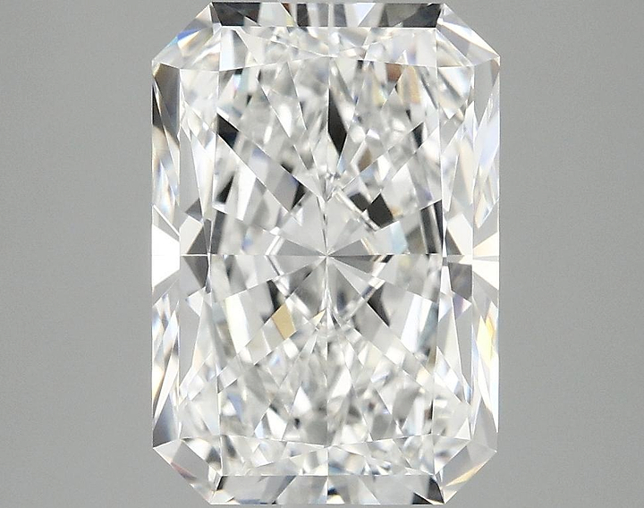 4.02 Carat Radiant Shaped Ideal Cut VVS2 IGI Certified Lab Grown Diamond