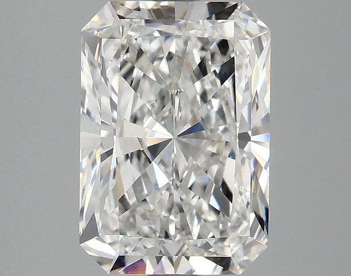 3.04 Carat Radiant Shaped Ideal Cut VS2 IGI Certified Lab Grown Diamond