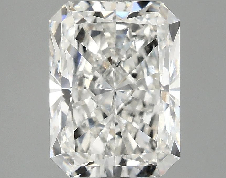 3.08 Carat Radiant Shaped Excellent Cut VS1 IGI Certified Lab Grown Diamond