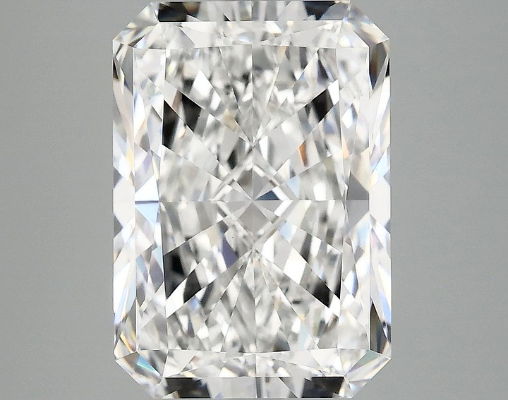 4.98 Carat Radiant Shaped Ideal Cut VVS2 IGI Certified Lab Grown Diamond
