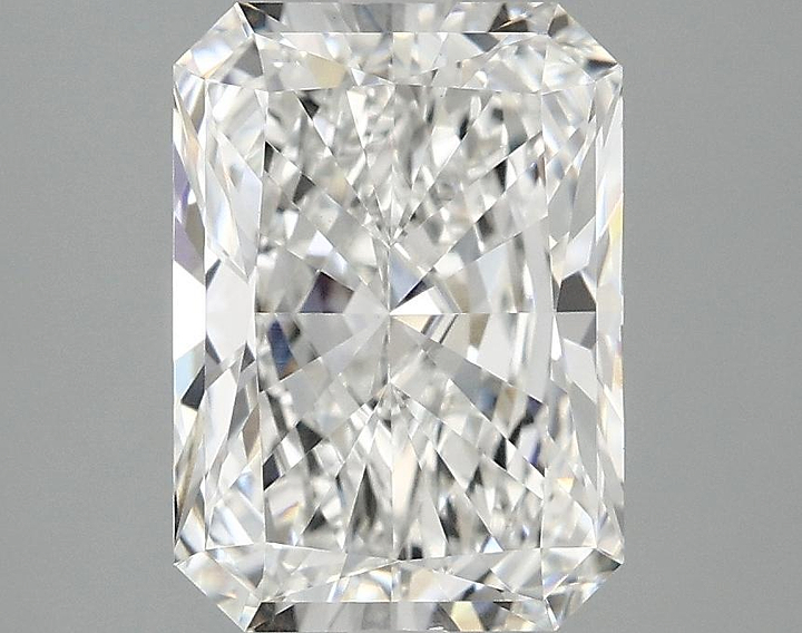 2.96 Carat Radiant Shaped Ideal Cut VVS2 IGI Certified Lab Grown Diamond