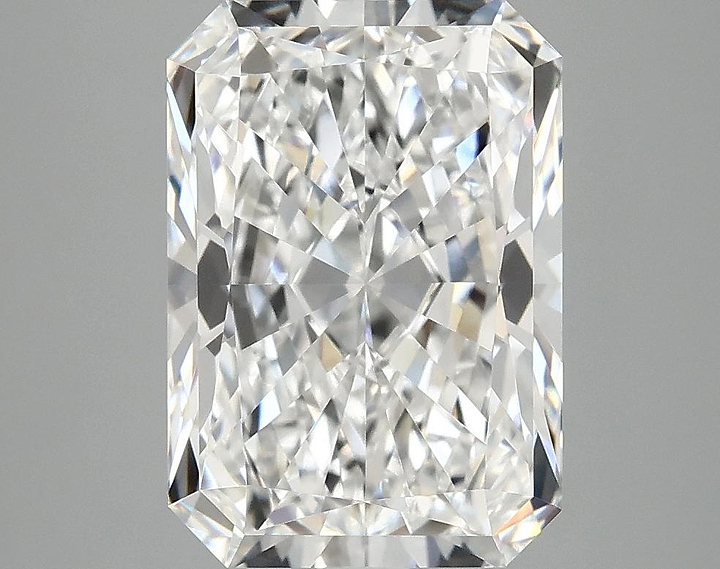 4.13 Carat Radiant Shaped Ideal Cut VVS2 IGI Certified Lab Grown Diamond