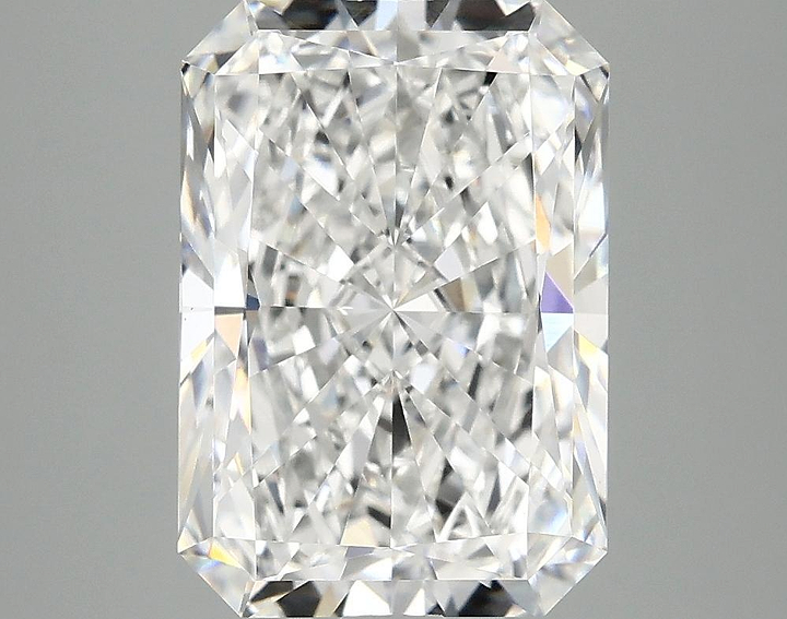 4.08 Carat Radiant Shaped Ideal Cut VVS2 IGI Certified Lab Grown Diamond