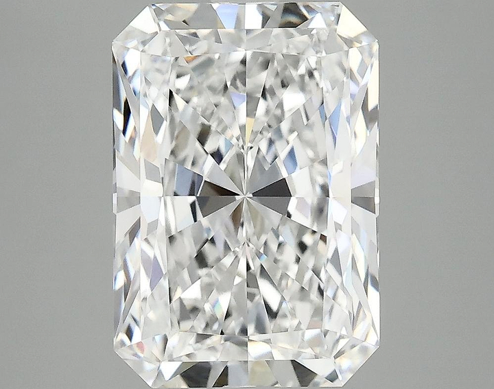 4.05 Carat Radiant Shaped Ideal Cut VVS2 IGI Certified Lab Grown Diamond