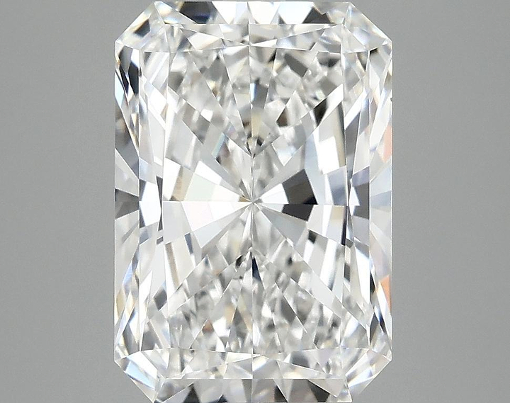 3.88 Carat Radiant Shaped Ideal Cut VS1 IGI Certified Lab Grown Diamond