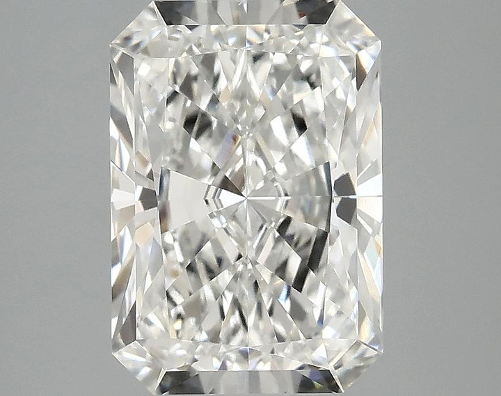 3.09 Carat Radiant Shaped Ideal Cut VVS2 IGI Certified Lab Grown Diamond