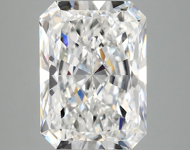 4.19 Carat Radiant Shaped Excellent Cut VVS2 IGI Certified Lab Grown Diamond