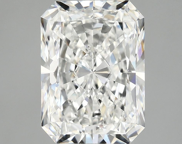 4.07 Carat Radiant Shaped Excellent Cut VVS2 IGI Certified Lab Grown Diamond