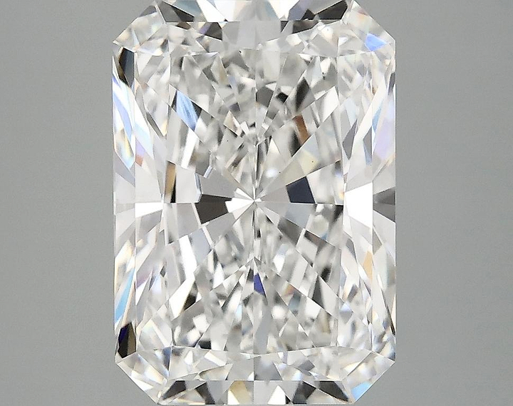 4.16 Carat Radiant Shaped Ideal Cut VS1 IGI Certified Lab Grown Diamond