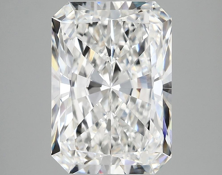 4.05 Carat Radiant Shaped Ideal Cut VVS2 IGI Certified Lab Grown Diamond
