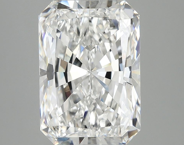 4.0 Carat Radiant Shaped Ideal Cut VVS2 IGI Certified Lab Grown Diamond