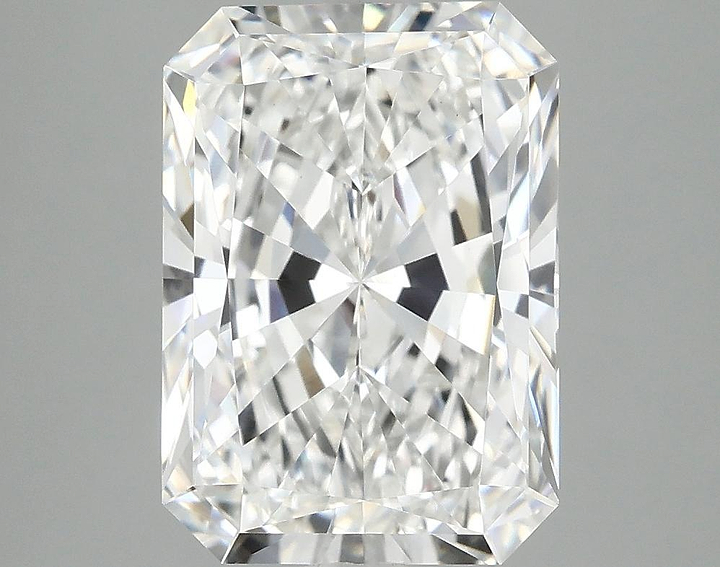 4.04 Carat Radiant Shaped Ideal Cut VVS2 IGI Certified Lab Grown Diamond
